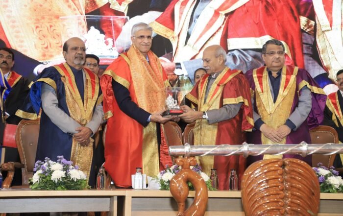 Dr. Prabhakar Kore with Chief Guest Seetarama Kotagiri at the 7th Convocation of KLE Technological University, Hubballi.