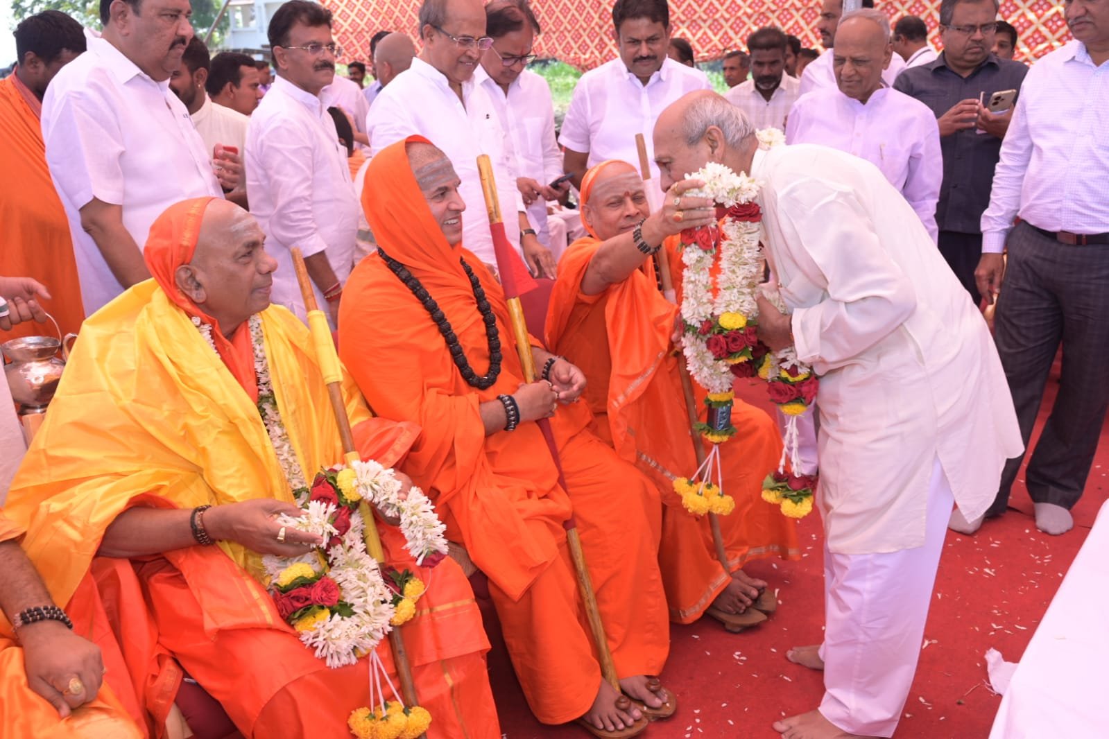 KLE Society- Bhoomi Pujan Of New Kannada School Building