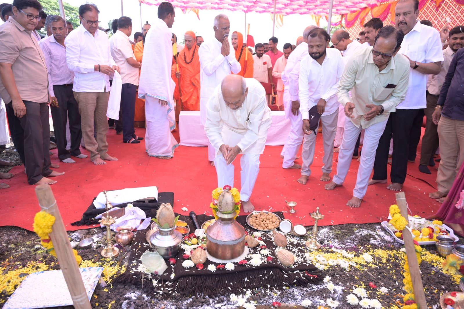 KLE Society- Bhoomi Pujan Of New Kannada School Building