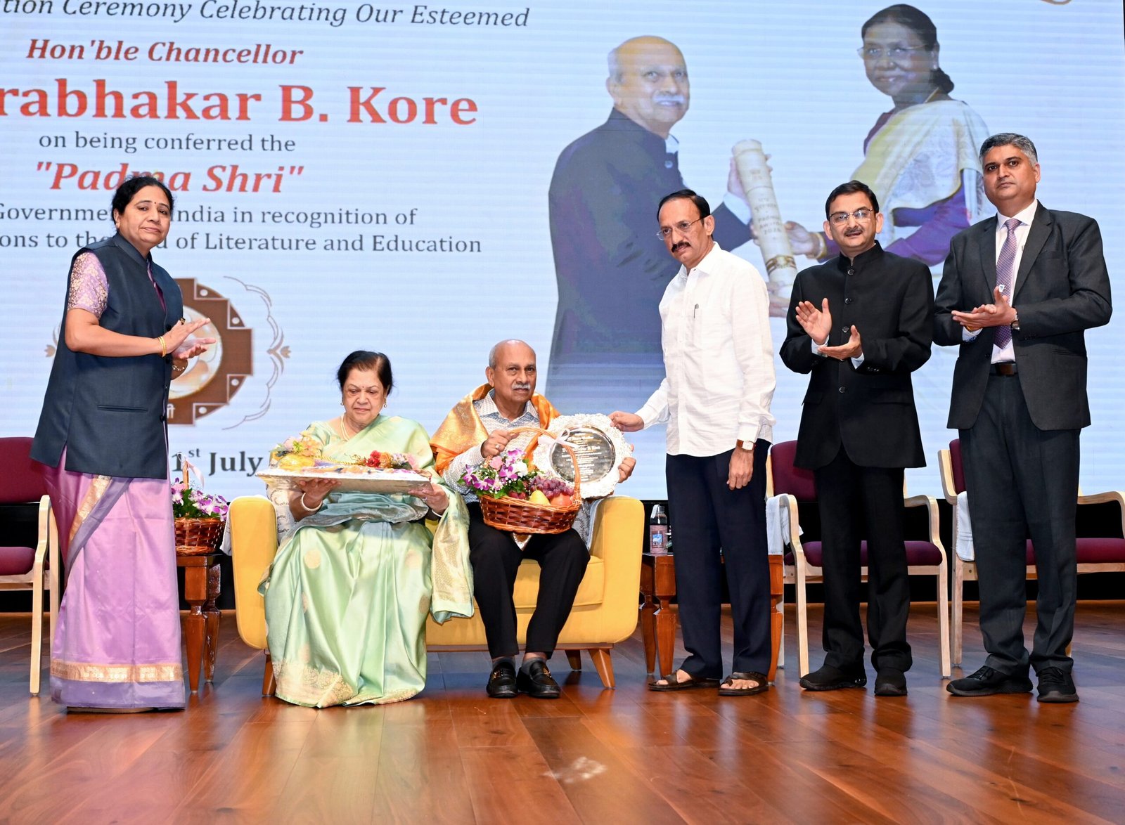 Dr Prabhakar Kore receives a felicitation from KAHER after being conferred the Padma Shri for his contributions to education, healthcare and literature