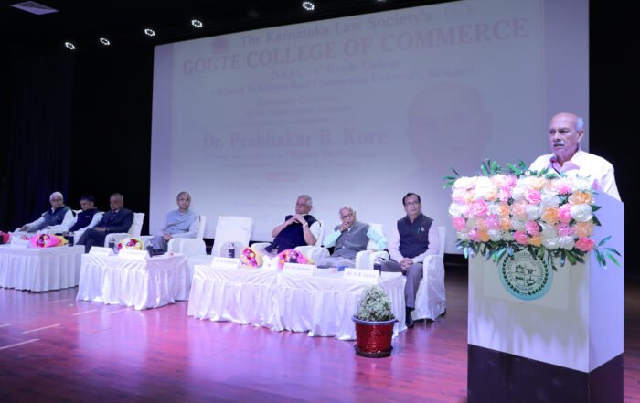 Dr. Prabhakar Kore felicitated at KLS Gogte College of Commerce