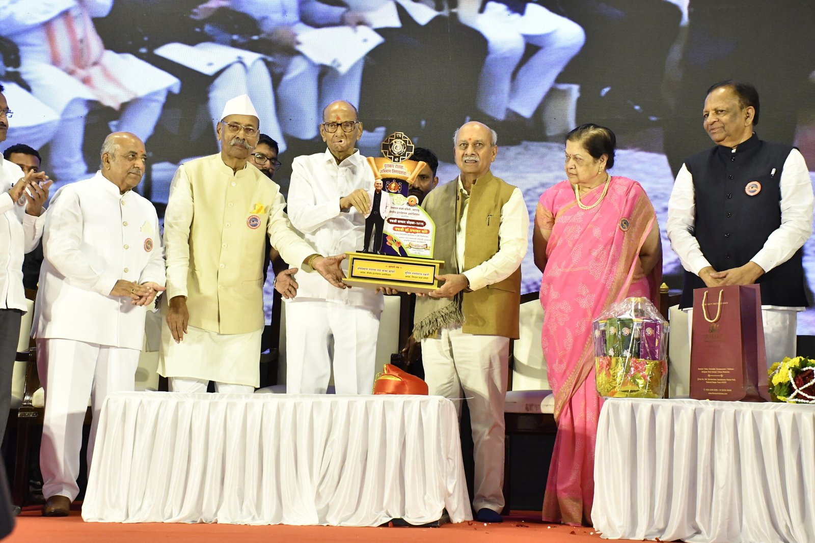 Prabhakar Kore being felicitated in Pune by the Veerashaiv-Lingayat community Prabhakar Kore being felicitated in Pune by the Veerashaiv-Lingayat community