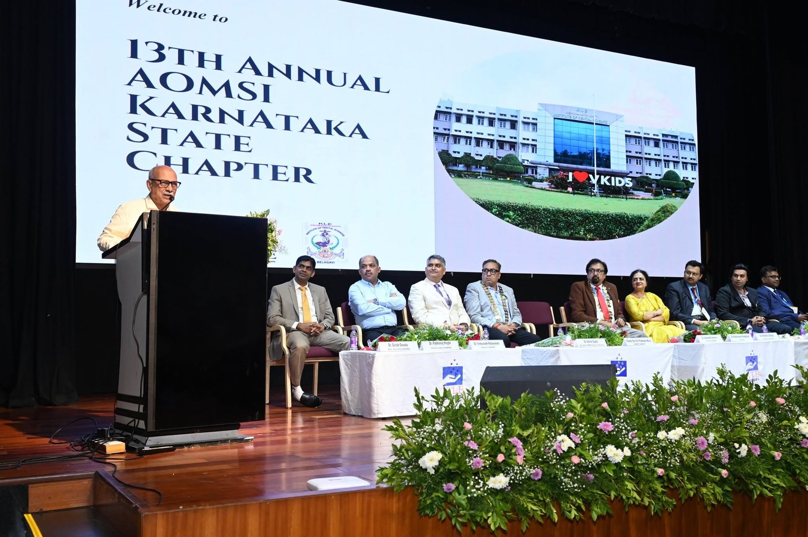 Prabhakar Kore inaugurating the AOMSI Karnataka Chapter conference in Belagavi