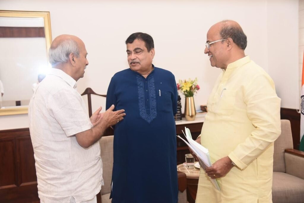 Meeting with Union Minister Shri Nitin Gadkari